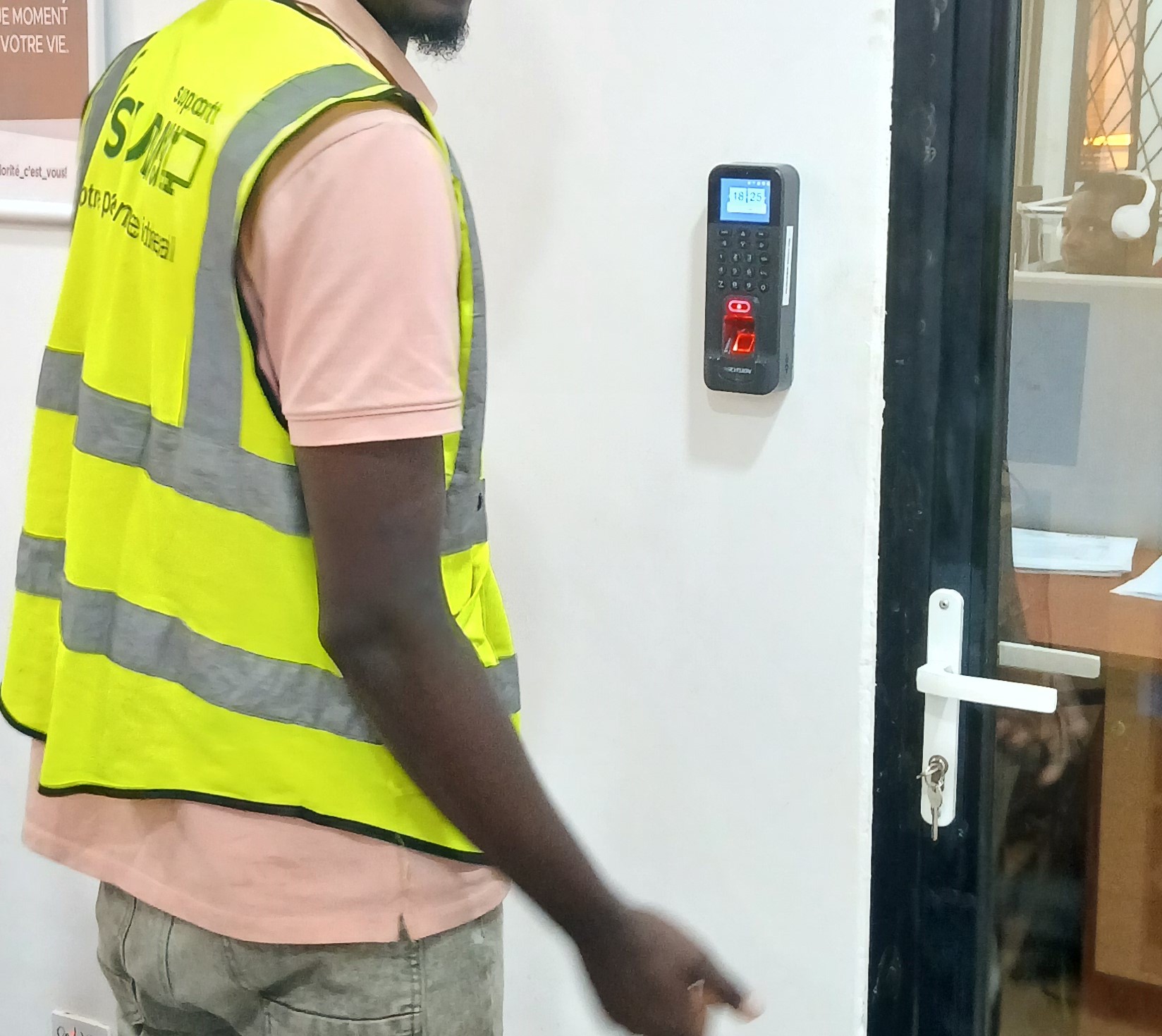 Système contrôle d'accès biométrique